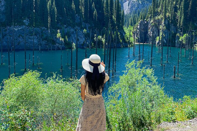 3 Day Tour to Kolsai Kaindy Lakes and Charyn Canyon - Black Canyon and Moon Canyon before Charyn