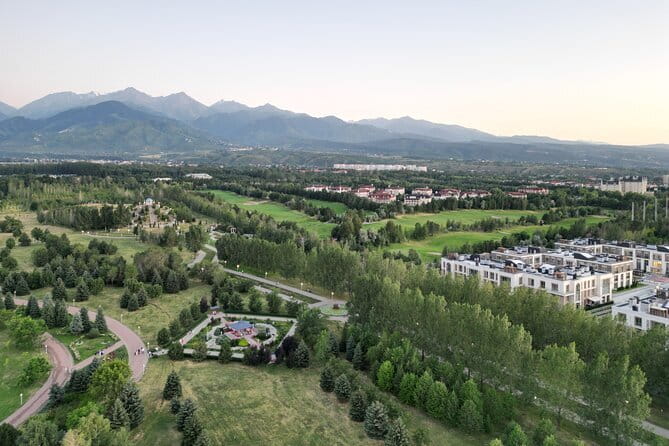 Almaty City Tour: A Journey Through Culture, History, and Nature - Green Bazaar: Almaty through its food stalls