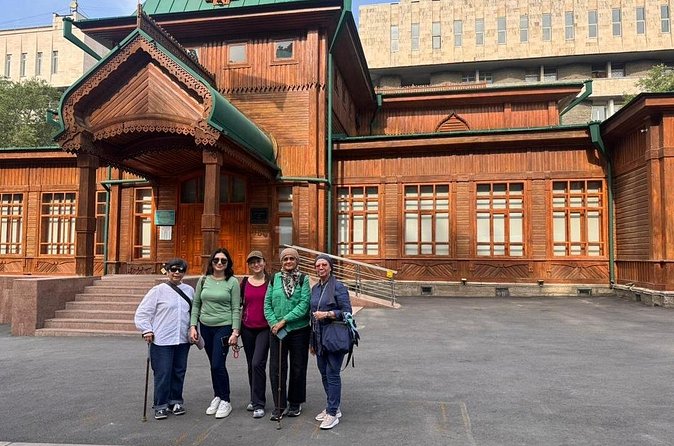 Almaty City Tour Green Bazaar Iconic City Routes and Kok Tobe - What the $100 price really covers
