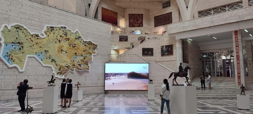 Almaty: Full Day City Tour with Lunch and Museum Tickets - Independence Monument and the story of modern Kazakhstan