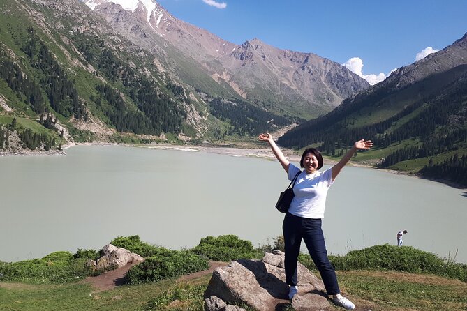 ALmaty mountains hiking tour - Leaving Almaty for the Ile-Alatau Mountains