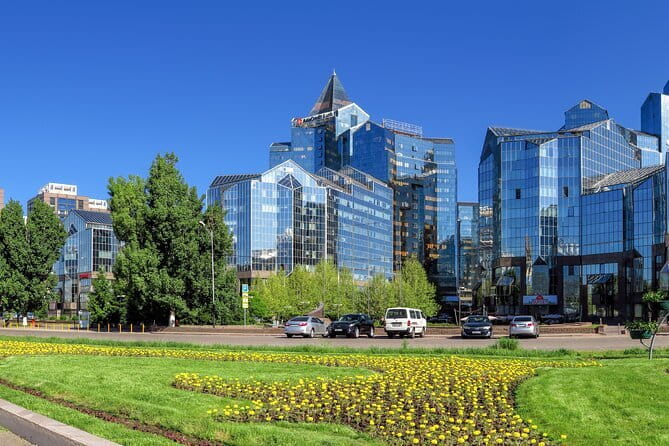Almaty : Must-See Attractions Private Walking Tour - What the private format adds