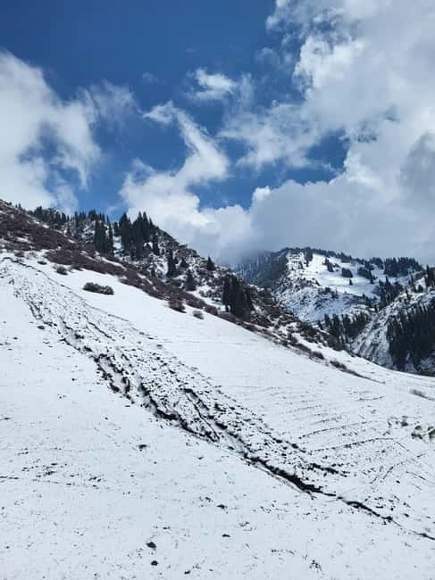 Almaty: Shymbulak, Medeu, Kok Tobe by cable cars and tickets - The guide makes the private format worthwhile