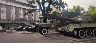 WWII History Guided Tour with Museum Entry