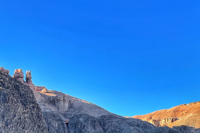 Charyn Canyon Private tour - The 2.5-kilometer walk to the Charyn River