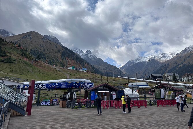 Group: Medeu, Shymbulak, Cathedral, 28's park, Market, Koktobe - Green Bazaar: the most local stop of the day