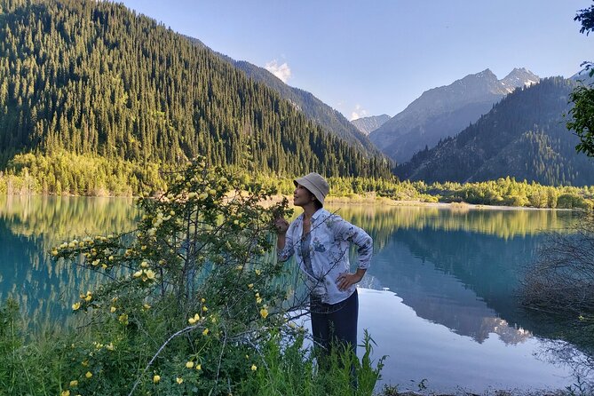 Issyk lake half - day tour - Who should book this private lake trip?