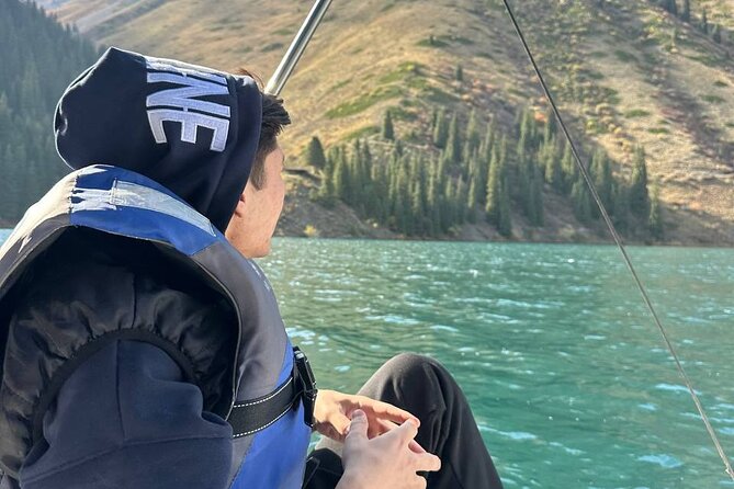 Kolsai Kaindy Lakes and Charyn Canyon Day Tour Lunch Included - What the $145 price really includes