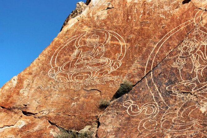 Petroglyphs of Tanbaly UNESCO World Heritage Site - Physical effort, weather, and useful planning