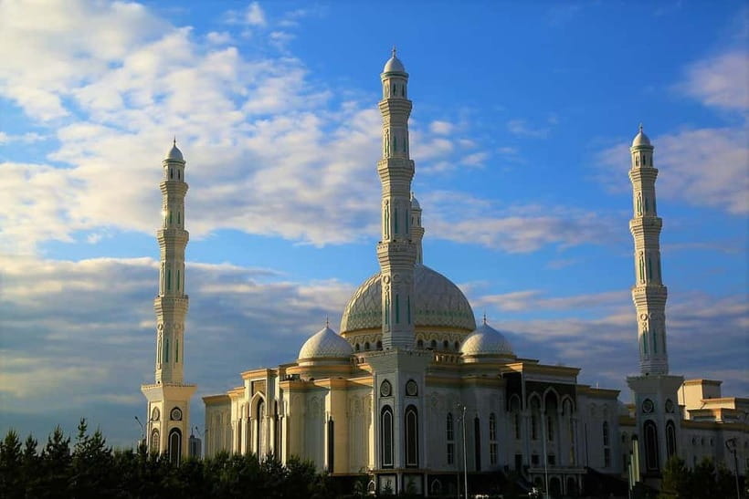 Private Astana City tour: Gude & Food & Winetasting - Key points to know before booking