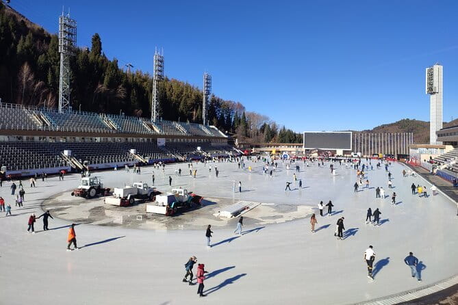 Private high mountain ice rink Medeo and ski resort Shymbulak tour - What the private format changes