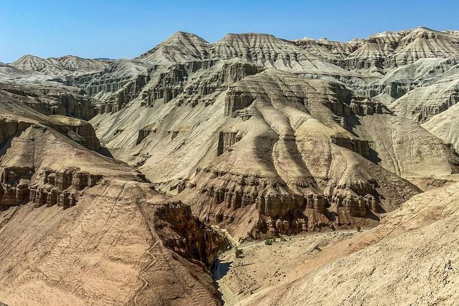 Singing dunes & Aktau mountains group tour to Altyn Emel - Why Altyn Emel makes such a strong day trip