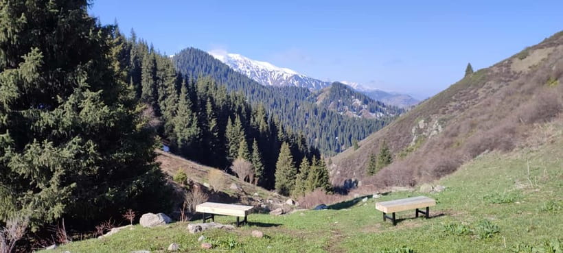 Skyline Hike in Almaty: Bukreev Peak - The descent, 2.5 hours back to the gorge